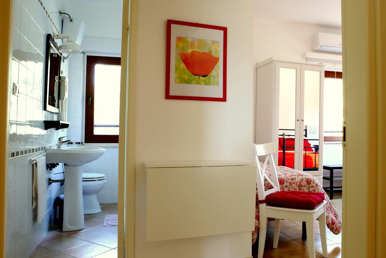 La Casa In Campagna Bed and Breakfast Cossignano Εξωτερικό φωτογραφία