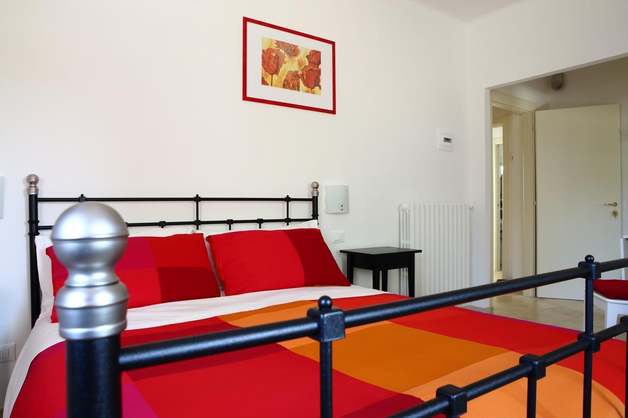 La Casa In Campagna Bed and Breakfast Cossignano Εξωτερικό φωτογραφία