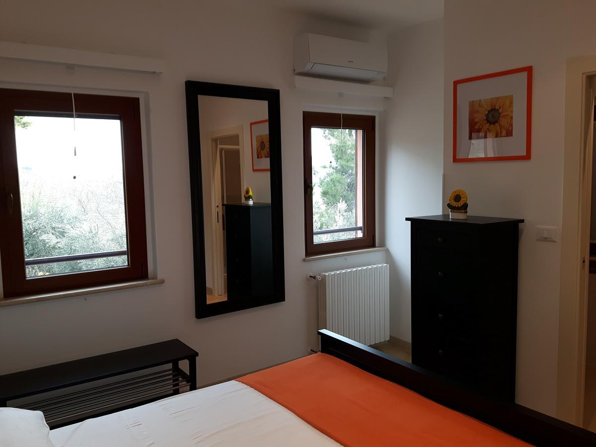 La Casa In Campagna Bed and Breakfast Cossignano Εξωτερικό φωτογραφία