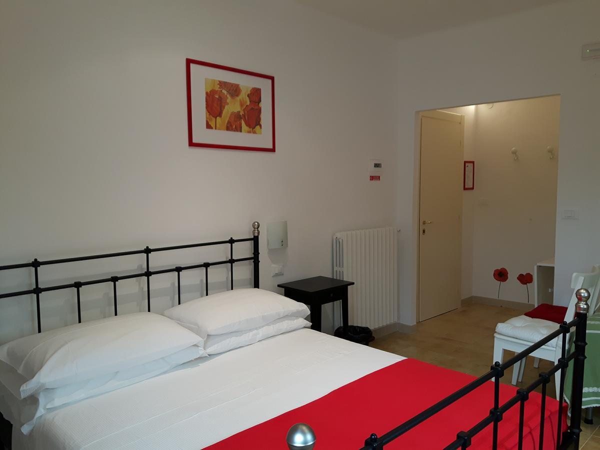 La Casa In Campagna Bed and Breakfast Cossignano Εξωτερικό φωτογραφία
